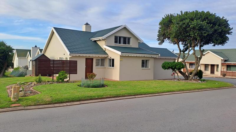 2 Bedroom Property for Sale in Stilbaai Wes Western Cape